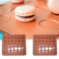 Pikkukuva 4 / 5: Pyöreä macaron-matto, silikoninen macaron-levy, leivontaväline macaronille, cupcakeille, jälkiruoalle