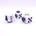 Pikkukuva 2 / 5: Fidget Cube Anti Stress Lapsille ja Aikuisille - Fidget Lelut Esine Anti Str