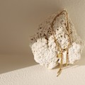Miniatyrbild 3 av 5: Gyllene modearmband för kvinnor