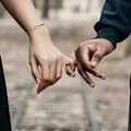 Pikkukuva 5 / 5: 2 kpl Pinky Promise Sydän Ikuisuusrannekkeet Etäisyys Yhteensopiva fo