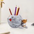 Miniatyrbillede 6 af 7: Trendy dreng blyant penneholder til børn Astronaut pennearrangør Fai