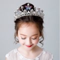 Miniatyrbilde 5 av 5: Prinsessetiaraer for jenter, bursdagskrone for jenter, sommerfuglprinsesseopptreden, disk hårmodell, catwalk håndlaget krystalltiara