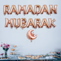 Pikkukuva 2 / 5: Ramadan Mubarak -koristeilmapallot, Ramadan Mubarak -kirjain kuufolioilmapallobannerisetti kotiin ja puutarhaan