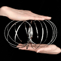 Miniatyrbilde 2 av 3: Twist & Flow - Magisk armbånd som kryper langs armen Silver