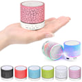 Pikkukuva 5 / 7: Kaiutin - Bluetooth ja LED - Kannettava & Minikokoinen Pink