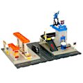 Miniatyrbillede 2 af 11: Bensinstation polisparkering set 54el