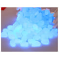 Miniatyrbillede 10 af 10: 100 stk. Selvlysende Sten - Glow in the Dark Dekoration White