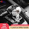 Miniatyrbild 2 av 5: Ushilife Bil Kristall Växelspaksknopp Dekorationsskydd för Audi A4 A4L A5 A6 A6L A7 A8 Q5 Q5L Q8 S4 S5 Q7 C8-B för Sline Logo B For Sline Logo