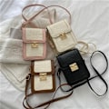 Miniatyrbild 4 av 8: Detta Års Populära Väska 2022 Ny Trendy Väska Kvinnors Avancerade Textur Crossbody Telefon Väska Moderiktig All-Match Liten Kvadratpåse Väskan Black