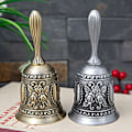 Pikkukuva 2 / 5: Farfi Retro Metal Tone Alloy Hand Bell Lucky Jingle Monikäyttöinen Koti Tarvike