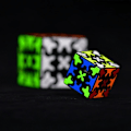 Pikkukuva 3 / 4: Qiyi Mini 3x3x3 Taikakuutio Avaimenperä Pieni Leipä Hyytelö Vaahteranlehti Vaihde Pyraminx Avaimenperä Sarja Taikakuutio Lapset Opetuslelut A
