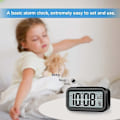 Miniatyrbild 3 av 5: Digital väckarklocka, sovrumsväckarklocka med smart nattlampa, inomhustemperatur, stor LED-display, batteridriven bordsklocka för barnfödelsedag