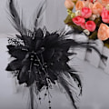 Pikkukuva 1 / 5: Muodikkaat kukka höyhen helmi rintaneula hiuspidikkeet Fascinator hääpannan rintaneula Black
