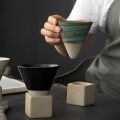 Miniatyrbilde 2 av 5: ZHOUBA 150ML Keramisk Trakt Kaffe Kopp med Base Håndlaget Latte Cappuccino Te Espresso Konisk Krus 150ML Blue