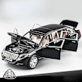 Pikkukuva 1 / 5: 1/24 Maybach S600 Alloy Auto Malli Leikkiauto Korkea Simulaatio Valettu Metalli Leikkikalut Mallit Ajoneuvot Pojille Lasten Kokoelma Lahja Autot Black