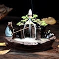 Pikkukuva 1 / 4: Keraaminen suitsuketeline takaisinvirtauksella - Parhaat zen-lahjat ja omaperäinen kodin sisustus - Kalastaja ja vuori Paysage de Guilin