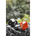 Miniatyrbild 8 av 8: Kylhylsa för burkar, ölkylare dryckesjacka dryckeskylare, ölväst jacka lock, isolerad burkkylare jacka för 12oz burkar, kreativa ölrockar Orange