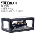 Pikkukuva 1 / 5: 1:24 Rolls Royce Cullinan -valettu auto pienoismalli - suurikokoinen simuloitu maastoauto - metallirunkoinen pienoismalli - valo- ja äänitoiminnot - takaveto - pienoismalliauto Black send box E