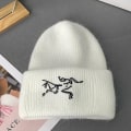 Miniatyrbild 2 av 4: Arc'teryx stickad mössa enfärgad pullover mössa varm mössa (vit, 1 st)