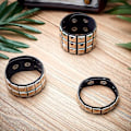 Miniatyrbilde 6 av 6: 3 stk Lær Studded Punk Armbånd for Menn Kvinner 80-tallet Studded Goth Rock Armbånd Spike Nagler Mansjett Armring Unisex Metall