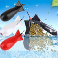 Miniatyrbilde 3 av 4: Fiske Spomb Rakettform Spod Fiskefôrer Float Bait Holder Tiltrekk Karpe Reir Bait Feedera (hy)