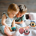 Pikkukuva 5 / 5: Tamagotchi-lemmikit - 90-luvun nostalgialelut Red