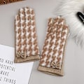 Miniatyrbild 1 av 5: Vinterhandskar Herr Dam - Touch Screen Dam Varma Termiska Handskar - Halkfritt Grepp - Stretchigt Material-khaki-wei