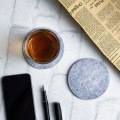 Miniatyrbilde 5 av 5: 10-pak reversible coasters i grå filt med grå holder