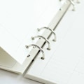 Miniatyrbillede 4 af 5: 12 stk. sølvfarvede bogringe, 3 hullers metal løsbladssamlerringe, ring snap split hængslet
