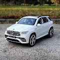 Miniatyrbillede 2 af 5: 1:32 Legering s GLE 63S Coupe Bilmodel Støbte køretøjer Metal Træk Tilbage Bil Simulation Lyd Lys Børnegaver Samling White