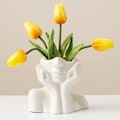 Miniatyrbild 1 av 5: Vit Keramisk Vas Ansikte Kvinna Huvud Halv Kropp Byst Bohemisk Feministisk Minimalistisk Dekorativ Modern Nordisk Stil Blomvas för Hem Vardagsrum Kontor