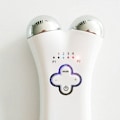 Miniatyrbild 3 av 5: Ny mikroströmrulle ansiktsskönhetsinstrument ansiktsmassager ansiktsbantningsartefakt EMS nuvarande ljudvågsinstrument för hudföryngring