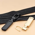 Miniatyrbild 2 av 4: 10X Zipper Fixer Reparation Pull Tab Kit Väskor Ersättningsgjuten Slider Fix Puller， Vit