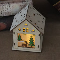 Miniatyrbilde 2 av 4: Juledekorasjoner Julelysende Trehus Juletrepynt