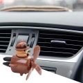 Miniatyrbillede 4 af 6: Bil Aromaterapi Duftspreder, Tegneserie Bjørn Pilot Luftfrisker Bil Luftventilator Aroma Clips