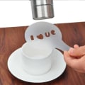 Miniatyrbilde 3 av 5: 32 plast blomst tegneformer fancy kaffe trykkmodell kaffe melkeskum spraymal