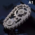 Miniatyrbild 1 av 5: Sprockets Svänghjul Fingertop Gyro Sprockets Kedjor Metallleksak Guld Silver