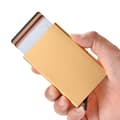 Korthållare med RFID-skydd . Pop-up Gold