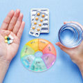 Miniatyrbillede 6 af 9: Regnbåge PILLERASK . DOSERINGSASK /MEDICINASK
