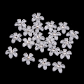Miniatyrbild 4 av 5: 20 Blommor Flatback Knapp Strassdekorationer för Bröllop Vit