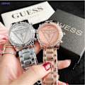 Miniatyrbilde 2 av 2: Guess Dameklokke i Rustfritt Stål med Rhinestones for Kvinner, Casual Quartz Klokke, Elegant Tilbehør, Gave til Kjæreste, Mor, Kone
