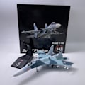 Miniatyrbild 3 av 5: 1:100 Sukhoi Su-27 Jaktflygplan Metallmodell Flygplan Samlarleksak Present