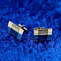 Pikkukuva 2 / 3: ainutlaatuiset kalvosinnapit Silver