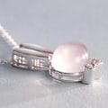 Miniatyrbilde 2 av 4: Rabbit necklace - silver color with pink imitation pearl