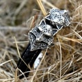 Pikkukuva 3 / 3: Bracelet - Norse mythology - Odin's two wolves Gere and Freke 20cm