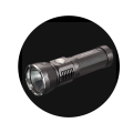 Miniatyrbilde 1 av 5: NITEYE by JETBeam - T4 PRO 2580 LM XHP50 flashlight Black