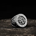 Pikkukuva 3 / 4: Ring - Norse Mythology - Fenrir with runes #7