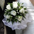 Pikkukuva 2 / 5: 400 kpl Pitkät Kyynelmuotoiset Helmipinnat Suorat Korsaažipinnat Ommeltavat Pinnat Boutonniere-Pinnat Ompelemiselle ja Käsitöille