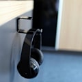 Miniatyrbild 2 av 5: Hörlurshållare, akryl under-skrivbord självhäftande hörlurshållare multifunktionell headset-hängare, 3M starkt lim, svart