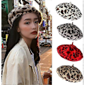 Miniatyrbillede 2 af 4: Kvinders Leopard Print Beret Hat Uld Fransk Beret Cap Vinter Varmt Beanie Hat